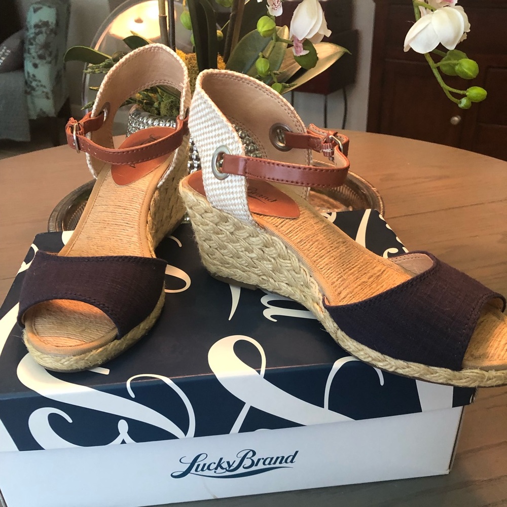 Lucky Brand wedge espadrilles- Navy/tan - Size 7M